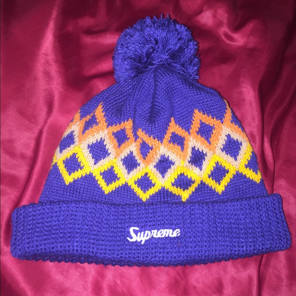 Supreme hat in great condition